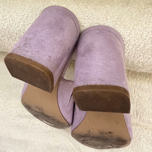 Expressions | Purple Suede Pointed-toe Block heels | Size 7 - Picture 2 of 6